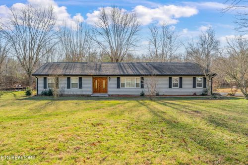 1514 Cherokee Rd E, Crossville, TN, 38572-6718 | Card Image