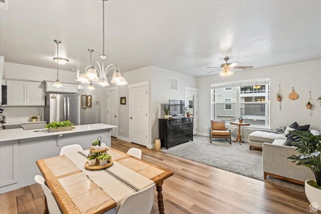 Open living area! | Image 6