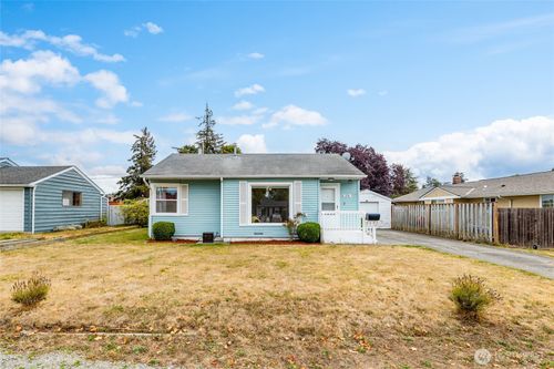 376 Se Glencoe St, Oak Harbor, WA, 98277-3761 | Card Image