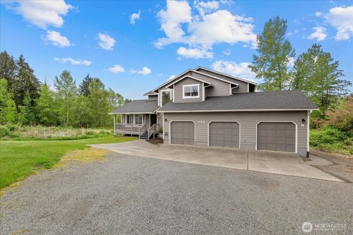 930 Stitch Rd, Lake Stevens, WA, 98258-9407 | Card Image