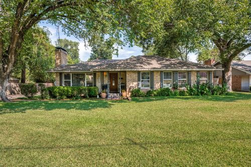 1515 Francis St, Carrollton, TX, 75006-7250 | Card Image