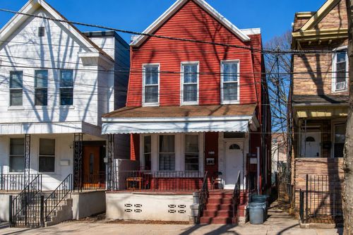 256 Clinton Ave, Jersey City, NJ, 07304-1608 | Card Image