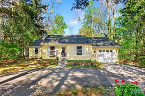 715 Laurel Ave, Black Mountain, NC, 28711-2925 | Card Image