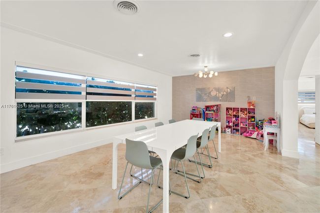 7860 Sw 134 Th St, House other with 4 bedrooms, 3 bathrooms and null parking in Pinecrest FL | Image 20