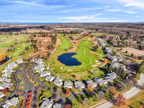 6260 Singletree Ln, Williamsburg, MI, 49690-8900 | Card Image