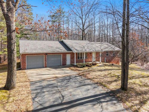 3448 Blackberry Lane, SUAMICO, WI, 54313 | Card Image