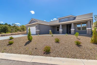 6095 N Stratford Court, House other with 3 bedrooms, 2 bathrooms and null parking in Rimrock AZ | Image 3