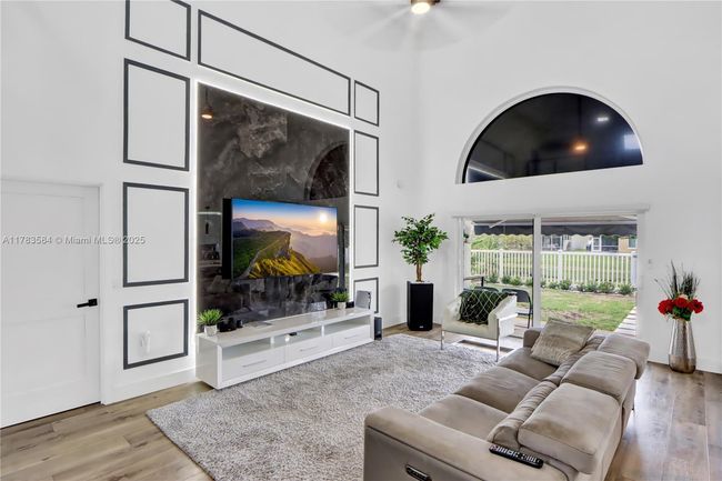 5511 Nw 51 St Ave, House other with 3 bedrooms, 3 bathrooms and null parking in Coconut Creek FL | Image 7