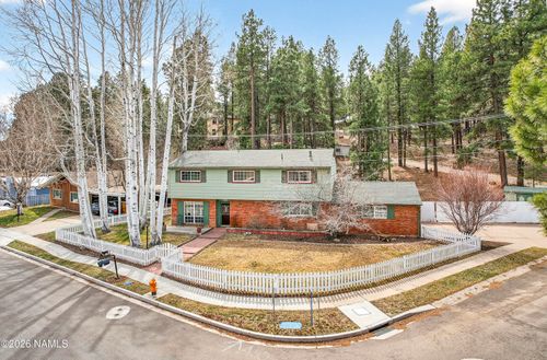 2042 N Crescent Dr, Flagstaff, AZ, 86001-1116 | Card Image