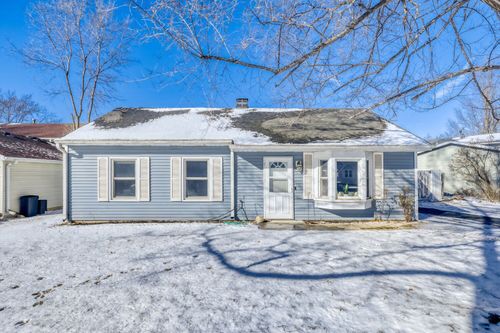 290 Oakwood Dr, Antioch, IL, 60002-1618 | Card Image