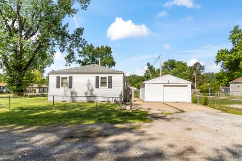 2049 E Hamilton Avenue, Springfield, IL, 62702 | Card Image