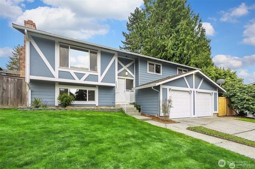 14638 124th Pl Ne, Woodinville, WA, 98072-4644 | Card Image