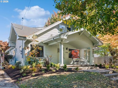 2326 Ne 48th Ave, Portland, OR, 97213-1900 | Card Image