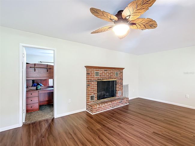 Front Room 1 | Image 7