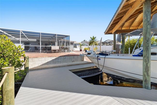 6518 Senegal Palm Way, House other with 3 bedrooms, 2 bathrooms and null parking in APOLLO BEACH FL | Image 35