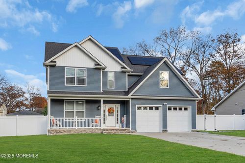 331 Arlington Ave N, Bayville, NJ, 08721-2301 | Card Image