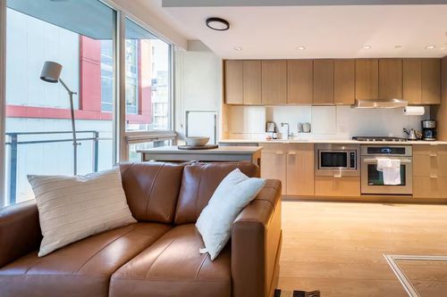 303-111 E 1st Ave, Vancouver, BC, V6A0E9 | Card Image