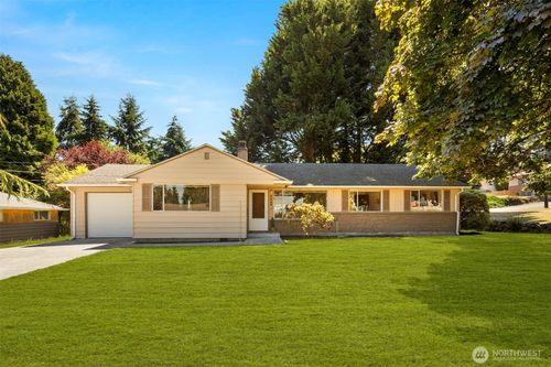 7428 229th St Sw, Edmonds, WA, 98026-8526 | Card Image
