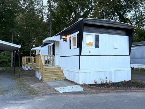 trlr-14-482 Broad St, Bristol, CT, 06010-6614 | Card Image