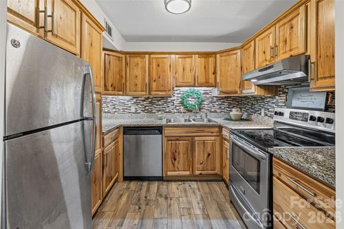 apt-b-2636 Park Rd, Charlotte, NC, 28209-1393 | Card Image