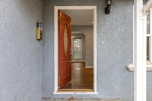 1820 Julian Avenue, Modesto, CA, 95354 | Card Image