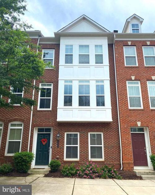 9532 Canonbury Sq, FAIRFAX, VA, 22031-6086 | Card Image