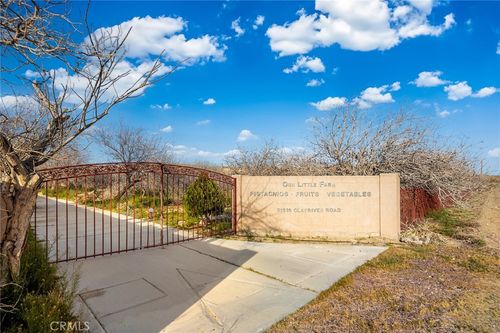 31516 Clay River Rd, Barstow, CA, 92311-2002 | Card Image