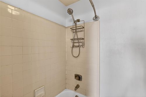 2116 39th Dr, GAINESVILLE, FL, 32607-4346 | Card Image