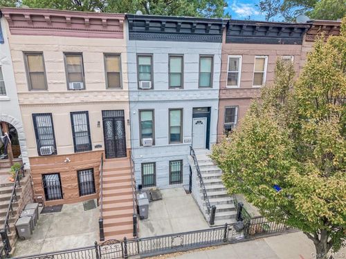 750 Halsey St, Brooklyn, NY, 11233-1207 | Card Image