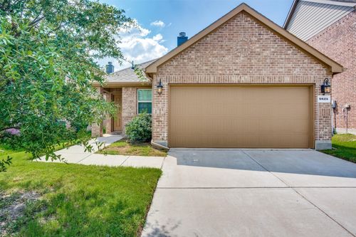9825 Beaver Dam Ln, McKinney, TX, 75071-6920 | Card Image