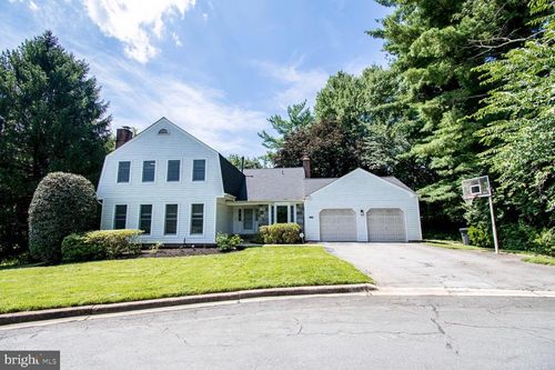 7701 Zulima Ct, BETHESDA, MD, 20817-4649 | Card Image