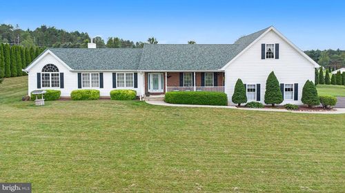 105 Buck Dr, LEHIGHTON, PA, 18235-6174 | Card Image