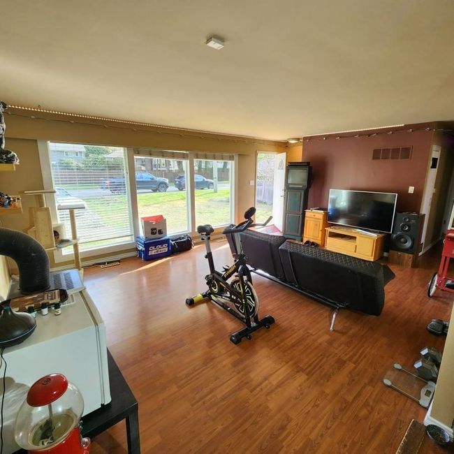 979 Stafford Avenue, House other with 3 bedrooms, 0 bathrooms and 5 parking in Coquitlam BC | Image 6