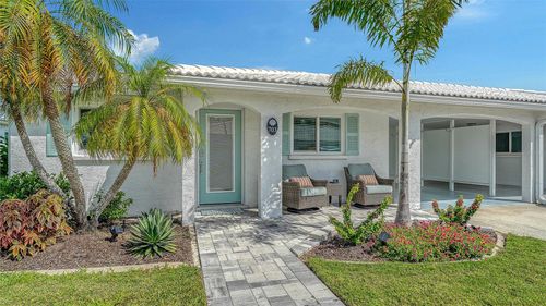 703 Spanish Dr S, LONGBOAT KEY, FL, 34228-1633 | Card Image