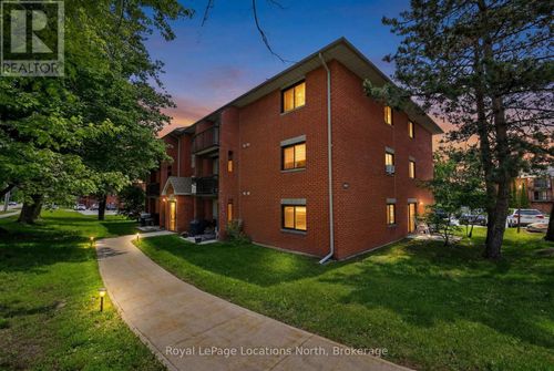 d7-163 Edgehill Dr, Barrie, ON, L4N1L9 | Card Image