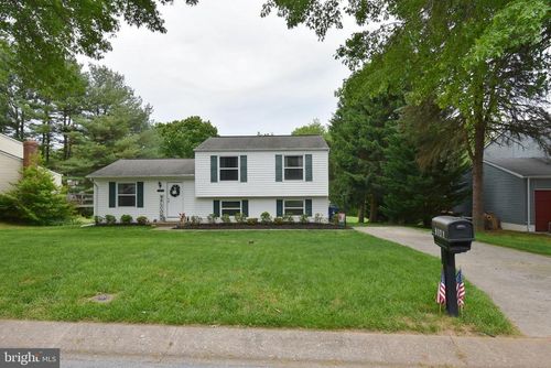 7045 Macbeth Way, ELDERSBURG, MD, 21784-5919 | Card Image