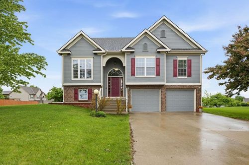 502 Alexandria Ct, Gower, MO, 64454-9205 | Card Image