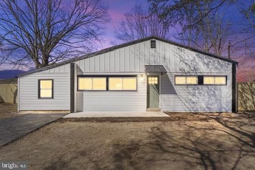 19 Crescent Dr, Browns Mills, NJ, 08015-3131 | Card Image