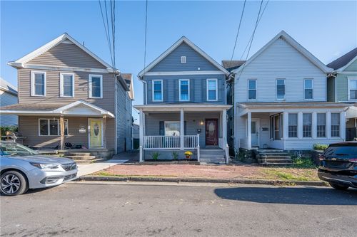 221 James St, Latrobe, PA, 15650-2910 | Card Image