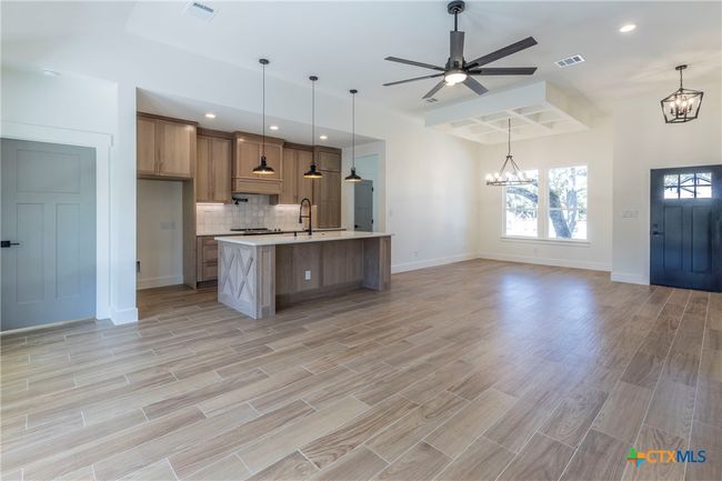 645 Jonquil Dr, House other with 3 bedrooms, 2 bathrooms and null parking in Spring Branch TX | Image 8
