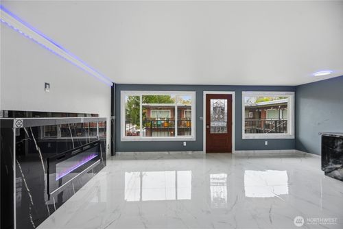 apt-8-748 S Cloverdale St, Seattle, WA, 98108-4629 | Card Image