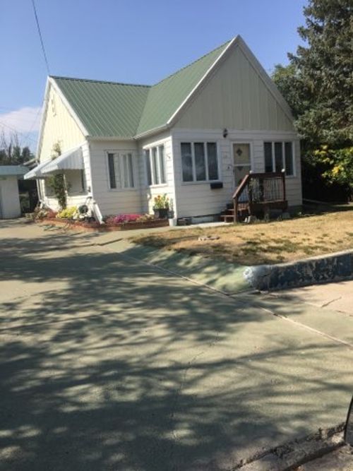 311 8th Ave S, Shelby, MT, 59474-2347 | Card Image