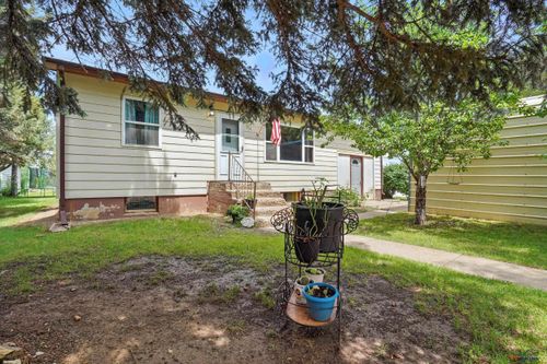 114 6th St, Newell, SD, 57760-2163 | Card Image