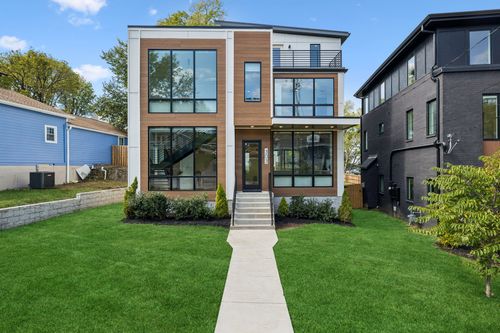 303 37th Ave N, Nashville, TN, 37209-3902 | Card Image