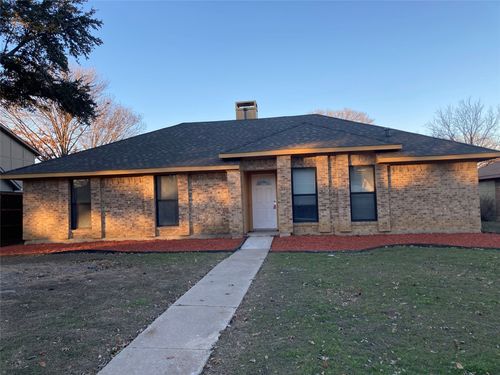 1825 Chisolm Trl, Lewisville, TX, 75077-2731 | Card Image