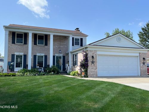 236 Ponderosa Dr, Oregon, OH, 43616-2228 | Card Image