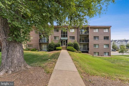 apt-301-12705 Dara Dr, WOODBRIDGE, VA, 22192-2765 | Card Image