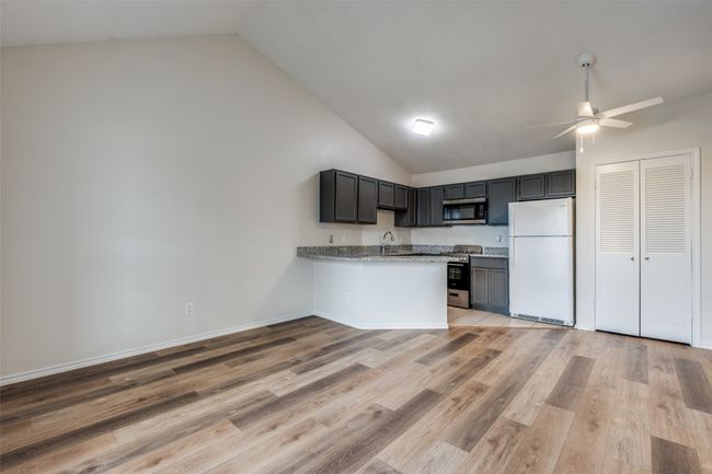 APT-424 - 6108 Abrams Rd, Condo with 1 bedrooms, 1 bathrooms and null parking in Dallas TX | Image 6