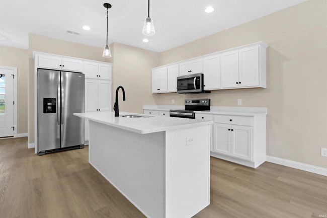 SUITE-1 - 1627 Theo Drive, Condo with 3 bedrooms, 2 bathrooms and null parking in Evansville IN | Image 9