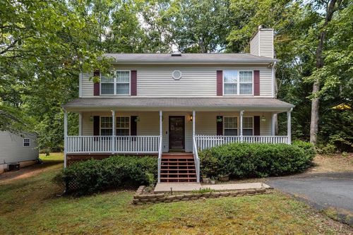 661 Jefferson Dr, PALMYRA, VA, 22963-3212 | Card Image